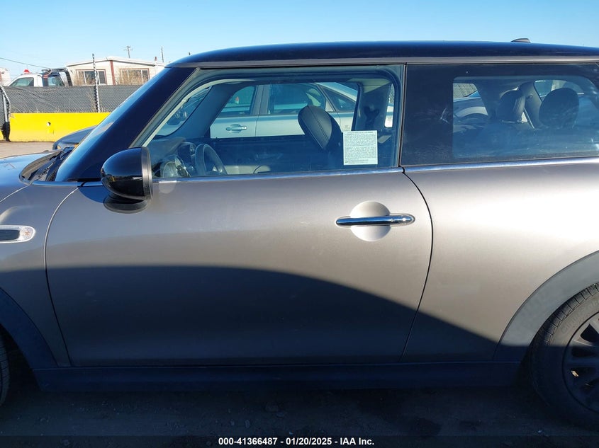 2019 MINI HARDTOP VIN: WMWXP5C54K2H32041