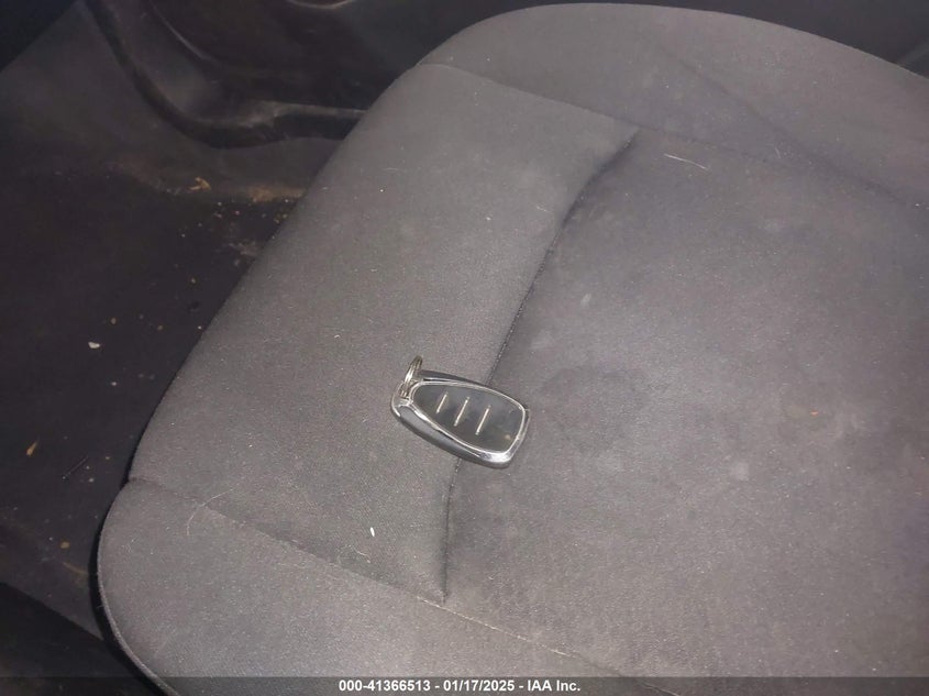 2019 CHEVROLET MALIBU VIN: 1G1ZD5ST7KF141219