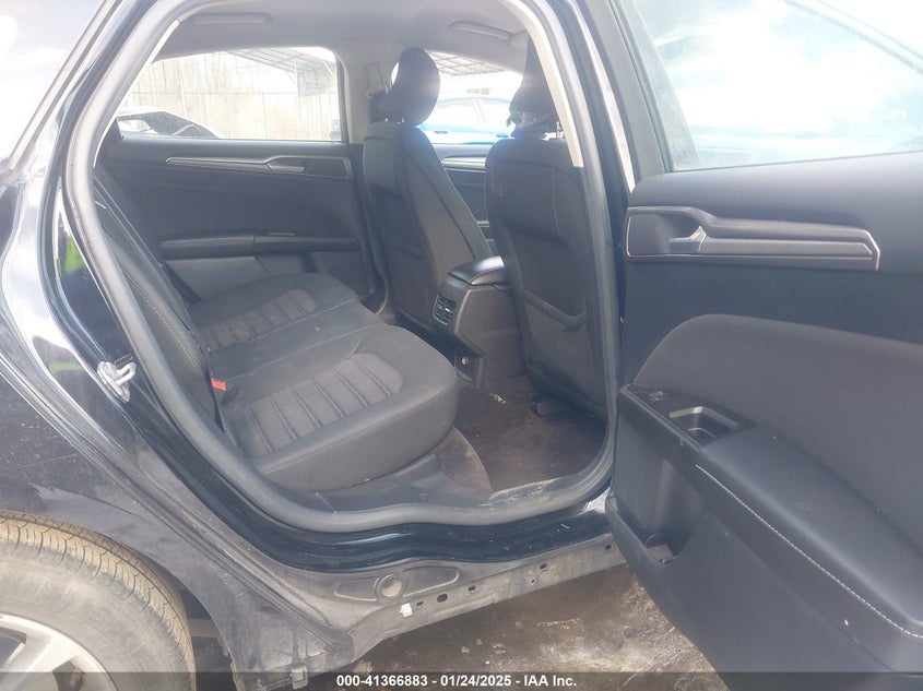 2017 FORD FUSION VIN: 3FA6P0H78HR237523