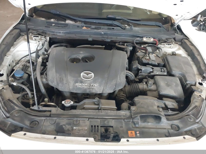 2014 MAZDA 3 VIN: JM1BM1V7XE1111066