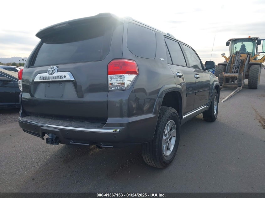 Vin: jtebu5jr8d5121824, lot: 41857619, toyota 4runner sr5 20134