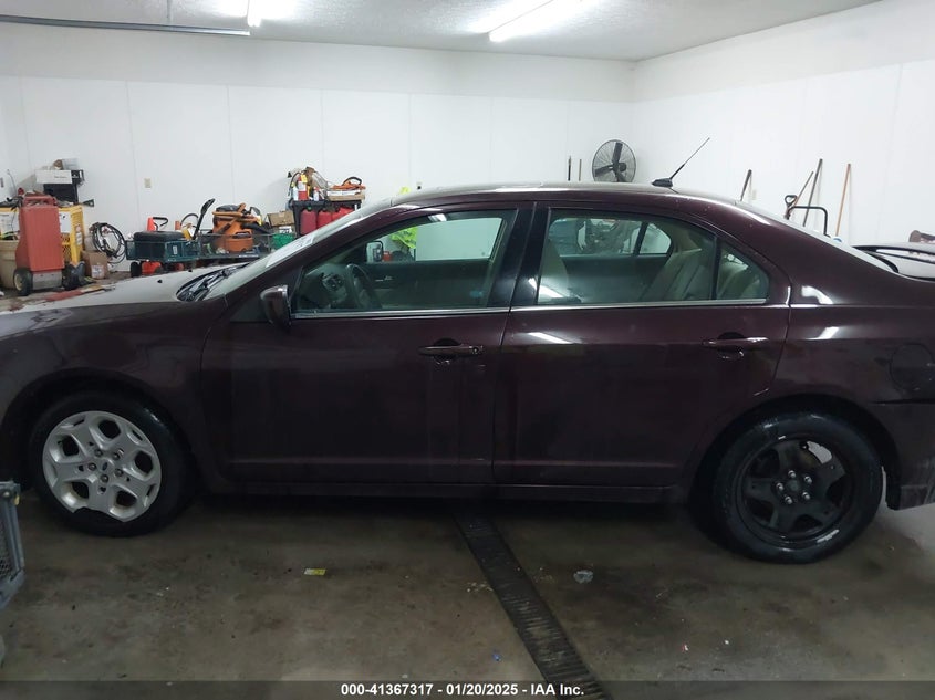 2011 FORD FUSION VIN: 3FAHP0HA2BR165052