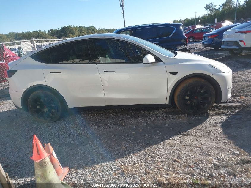 VIN 5YJYGDEE4MF076953 2021 TESLA MODEL Y no.14