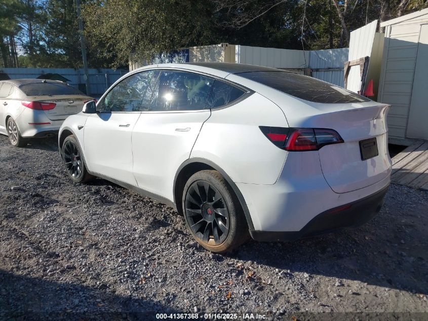 VIN 5YJYGDEE4MF076953 2021 TESLA MODEL Y no.3