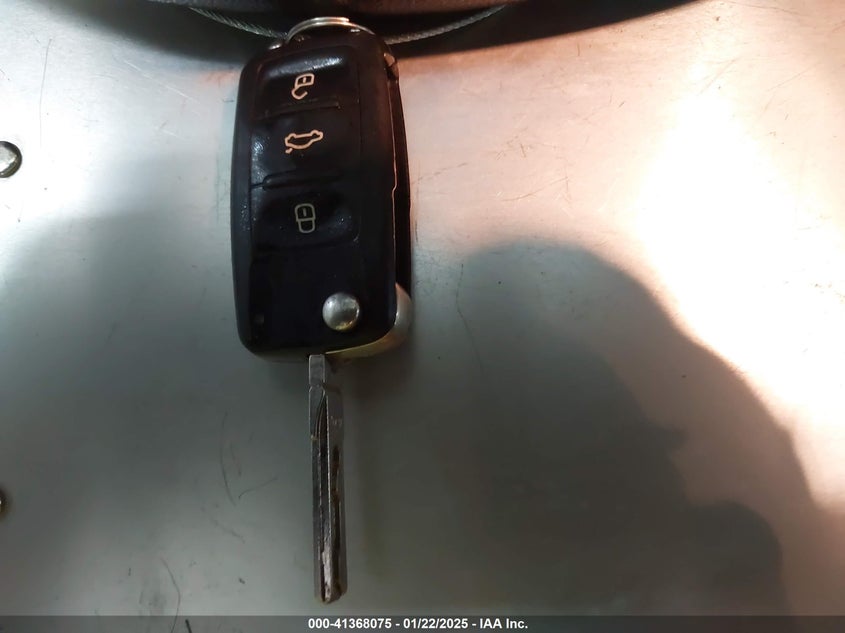 2015 VOLKSWAGEN JETTA 1.8T SE - 3VWD17AJ1FM402112