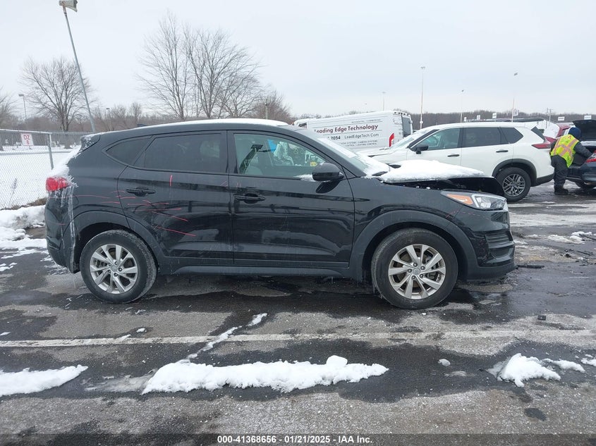 2021 HYUNDAI TUCSON SE - KM8J2CA44MU344684