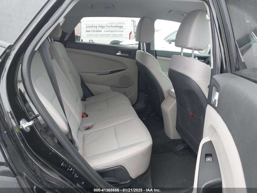 2021 HYUNDAI TUCSON SE - KM8J2CA44MU344684