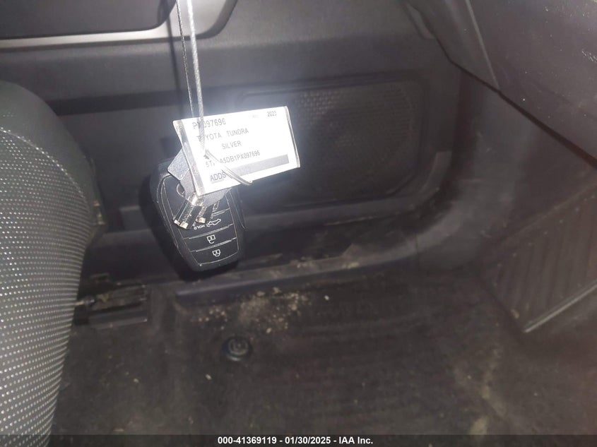 2023 Toyota Tundra Crewmax Sr/Crewmax Sr5 VIN: 5TFLA5DB1PX097696 Lot: 41369119