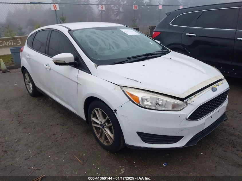 VIN 1FADP3K27FL250653 2015 Ford Focus, SE no.1