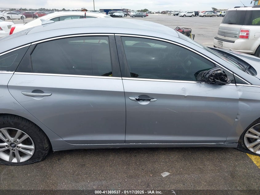 2016 HYUNDAI SONATA VIN: 5NPE24AF1GH365598