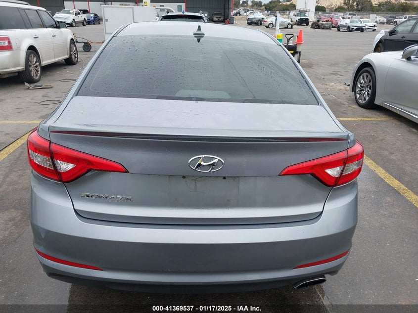 2016 HYUNDAI SONATA VIN: 5NPE24AF1GH365598