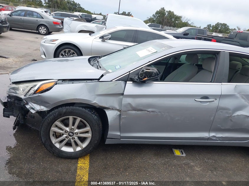 2016 HYUNDAI SONATA VIN: 5NPE24AF1GH365598