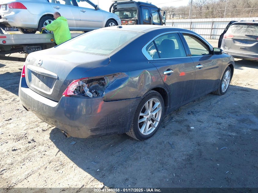 2009 NISSAN MAXIMA VIN: 1N4AA51E09C811890