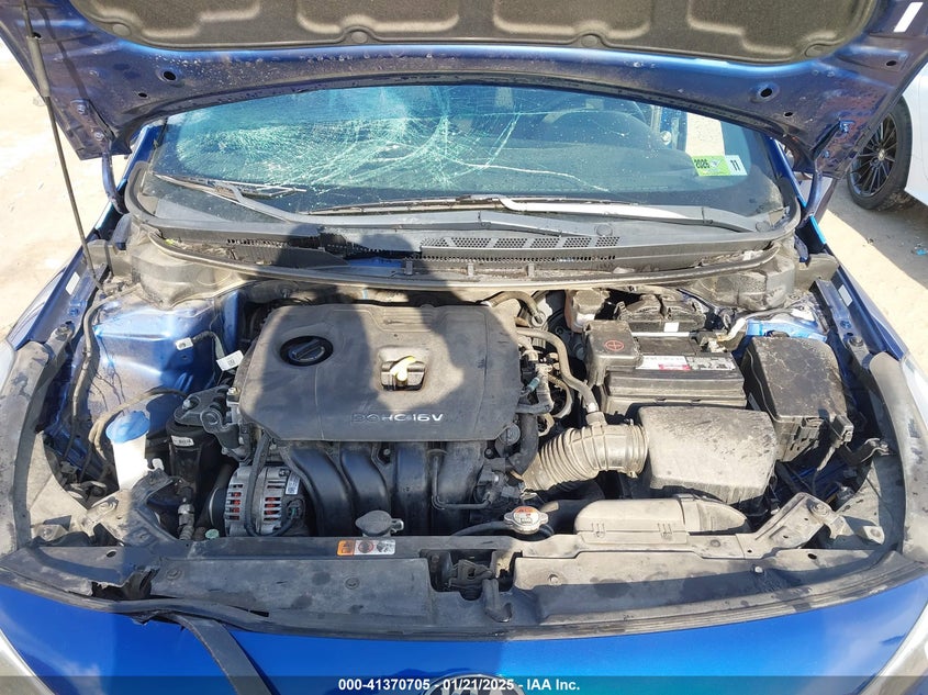 2018 KIA FORTE VIN: 3KPFK4A79JE275687