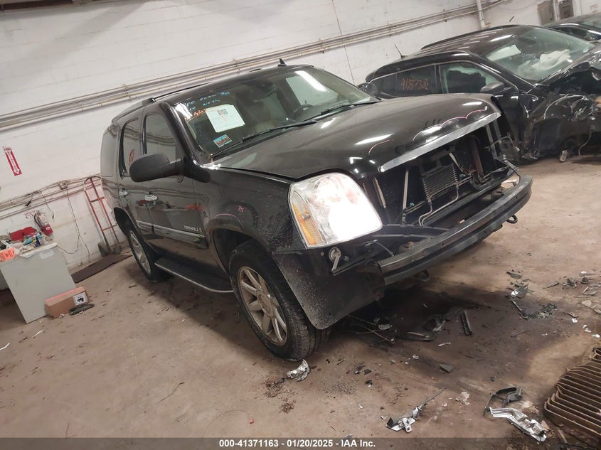 2007 GMC YUKON VIN: 1GKFK63837J129674