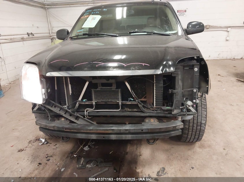 2007 GMC YUKON VIN: 1GKFK63837J129674
