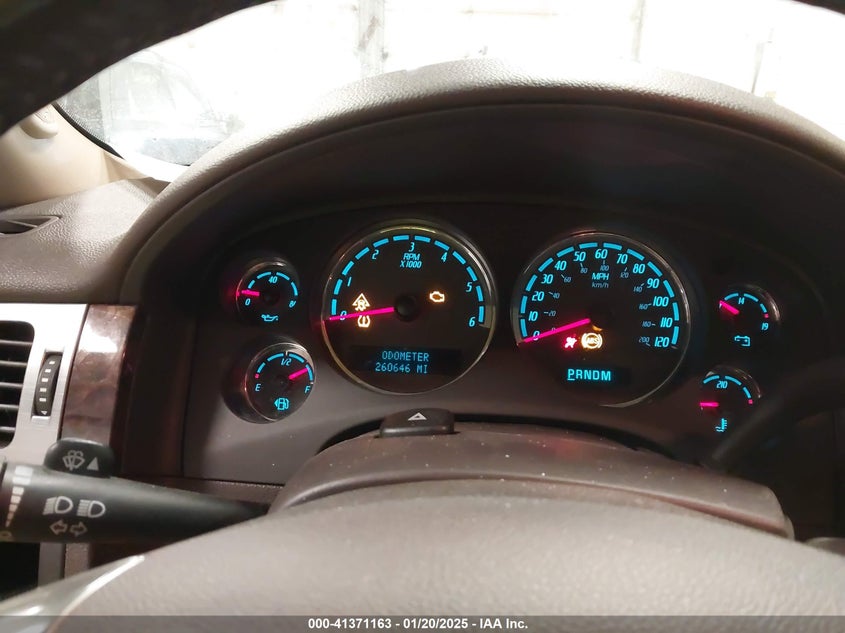 2007 GMC YUKON VIN: 1GKFK63837J129674
