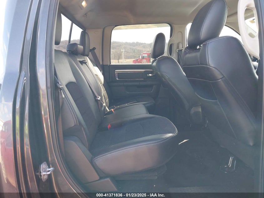 2018 RAM 2500 VIN: 3C6UR5DLXJG341371