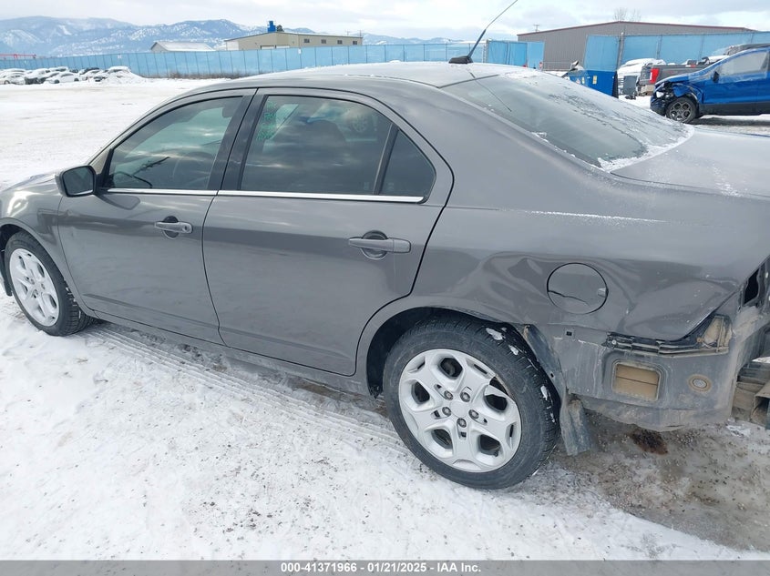 2010 FORD FUSION VIN: 3FAHP0HGXAR128916