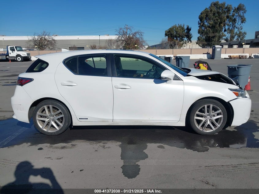 2014 LEXUS CT 200H VIN: JTHKD5BH5E2203604
