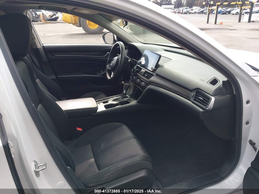 2018 HONDA ACCORD VIN: 1HGCV1F45JA199462