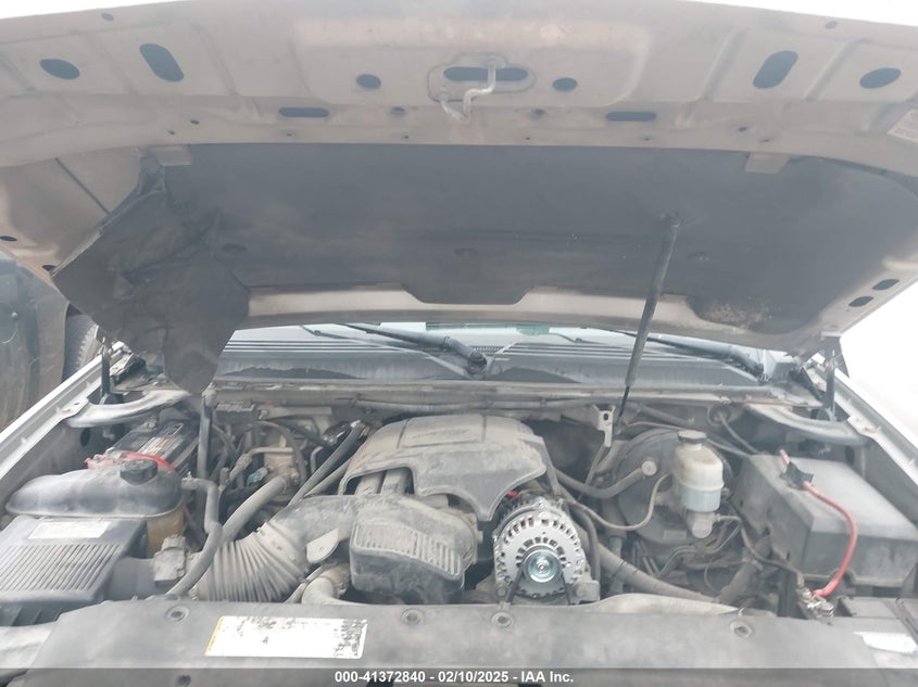 2009 CHEVROLET TAHOE VIN: 1GNFC23039R152640