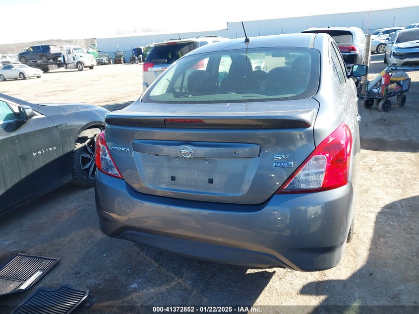 2018 NISSAN VERSA VIN: 3N1CN7AP4JL880937