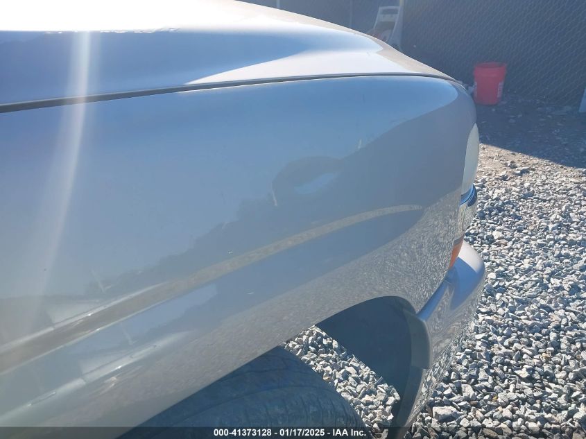 2005 Chevrolet Tahoe Lt VIN: 1GNEC13Z45R223228 Lot: 41373128