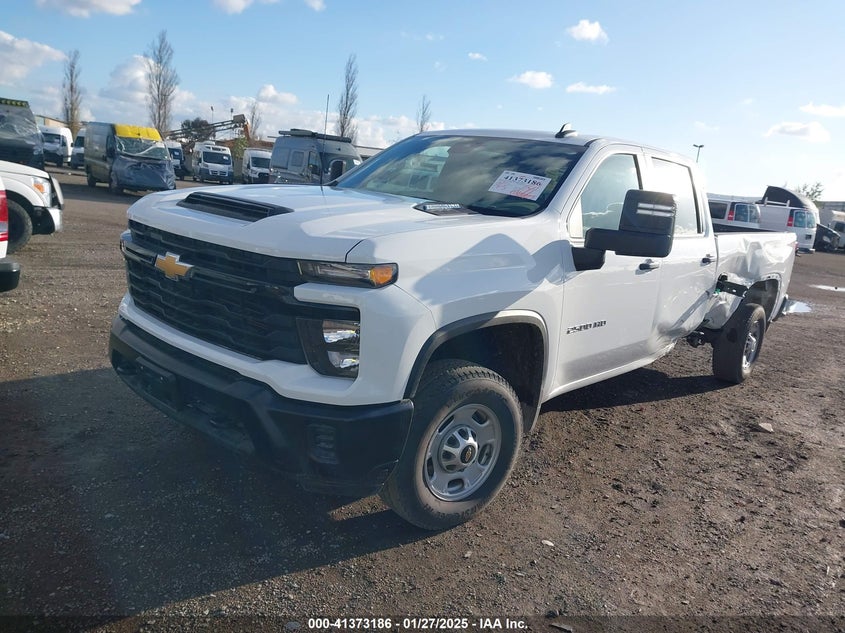 2024 Chevrolet Silverado, Left Side, IAAI, VIN 1GC4YLEY0RF368151 — photo 2