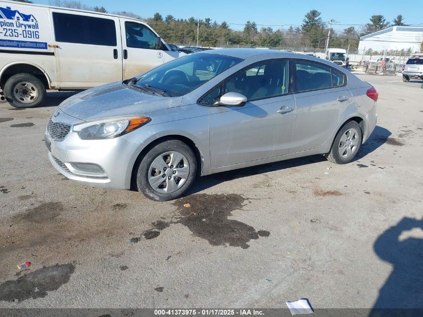 VIN KNAFK4A65E5056831 2014 KIA Forte, LX no.2