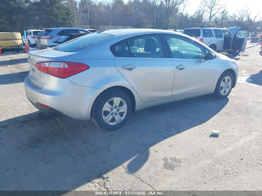 VIN KNAFK4A65E5056831 2014 KIA Forte, LX no.4