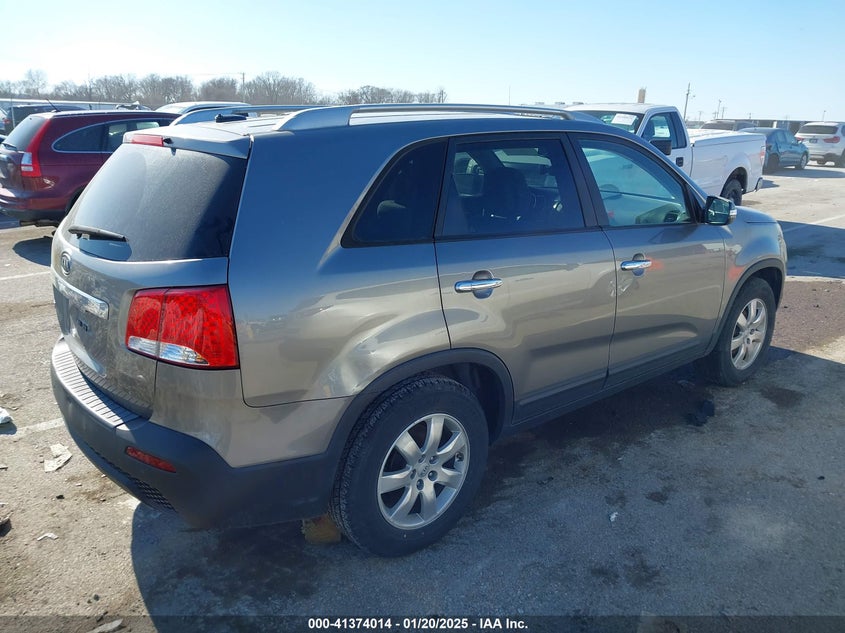 2013 KIA SORENTO LX - 5XYKT4A63DG326482