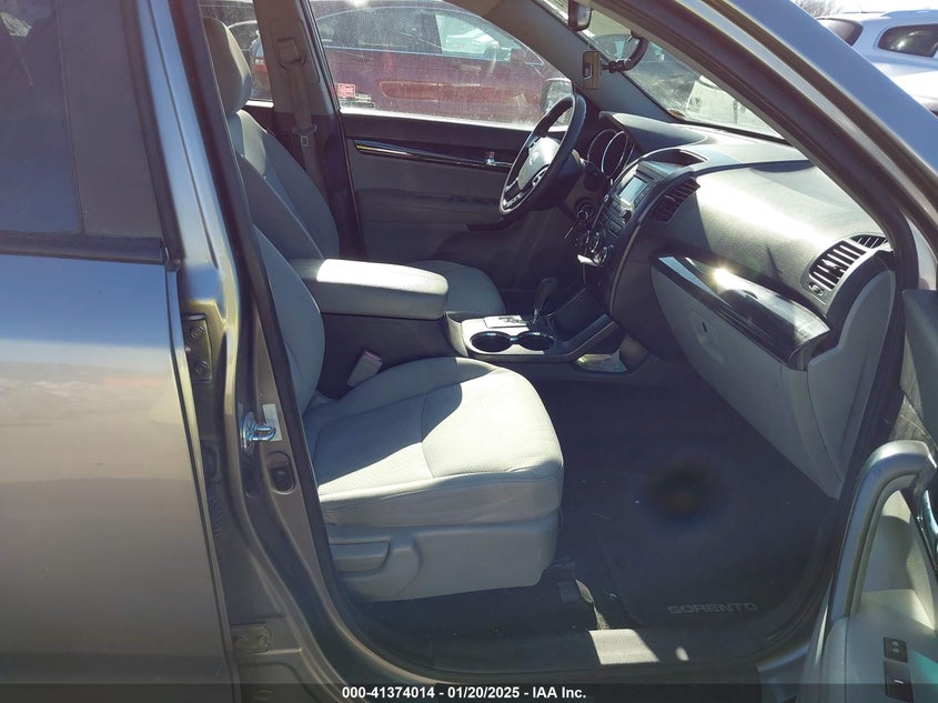 2013 KIA SORENTO LX - 5XYKT4A63DG326482