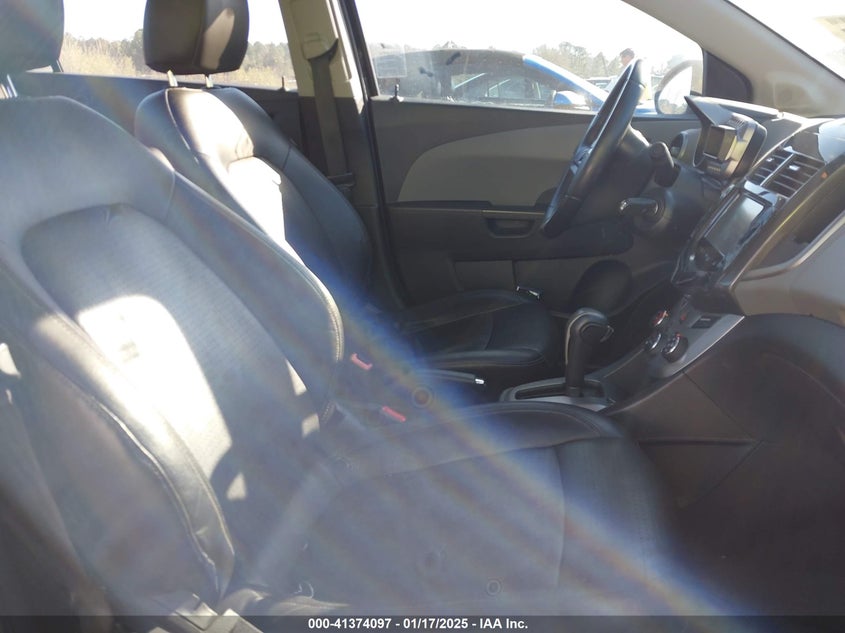 2015 CHEVROLET SONIC VIN: 1G1JE5SB3F4195152