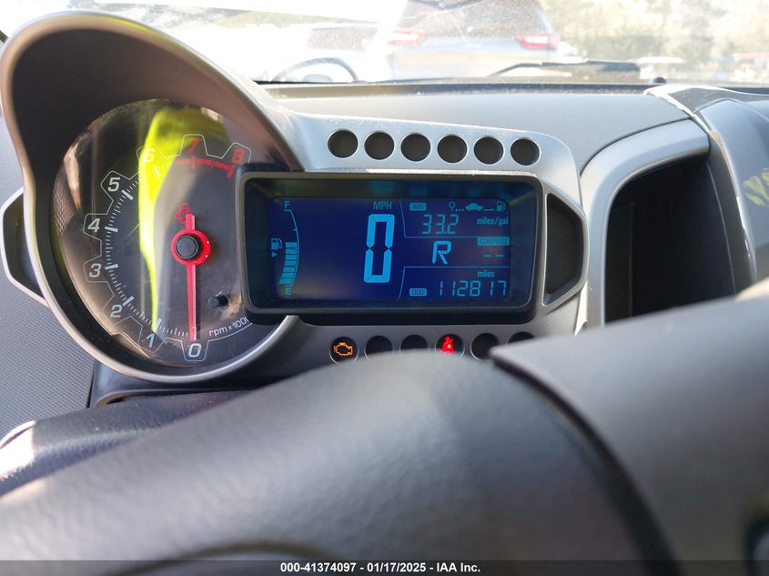2015 CHEVROLET SONIC VIN: 1G1JE5SB3F4195152