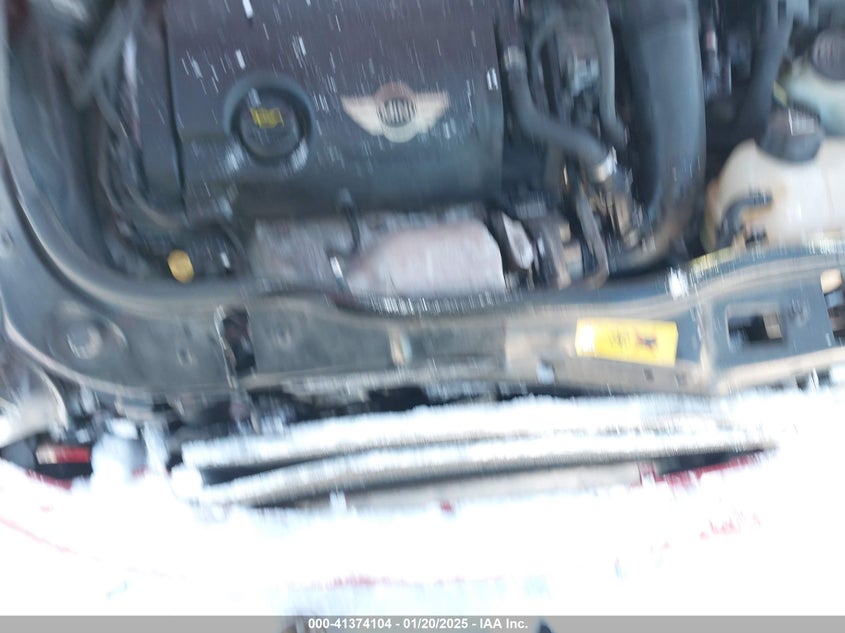 2012 MINI COOPER S VIN: WMWSV3C58CTY27456