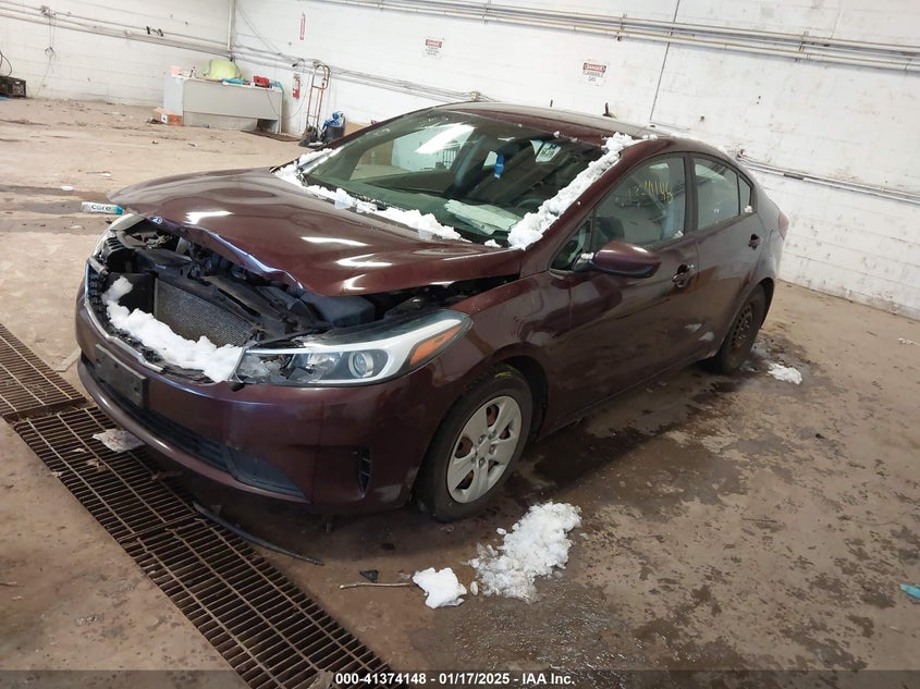 2017 KIA FORTE VIN: 3KPFK4A75HE037054