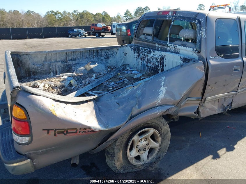 2002 Toyota Tundra Ltd V8 VIN: 5TBBT48182S279551 Lot: 41374266
