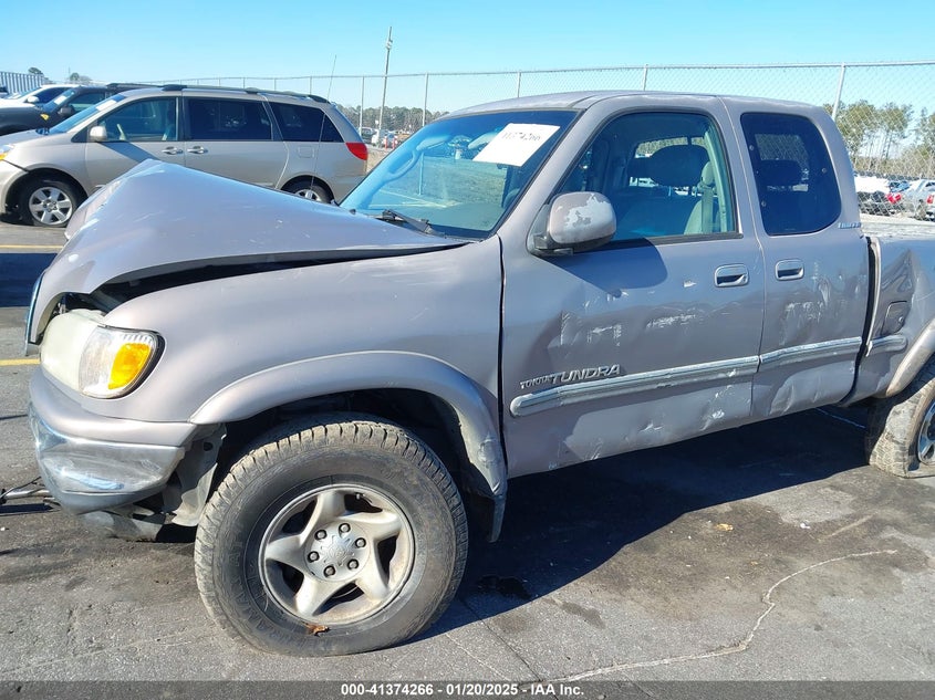 2002 Toyota Tundra Ltd V8 VIN: 5TBBT48182S279551 Lot: 41374266