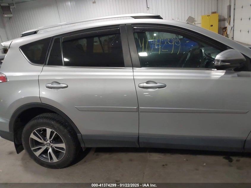2017 TOYOTA RAV4 XLE - 2T3RFREV5HW648195