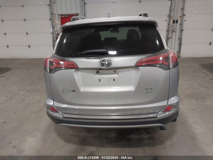 2017 TOYOTA RAV4 XLE - 2T3RFREV5HW648195