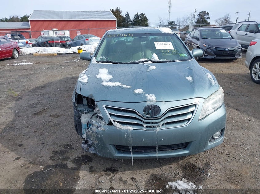 2011 TOYOTA CAMRY VIN: 4T1BF3EK9BU737384