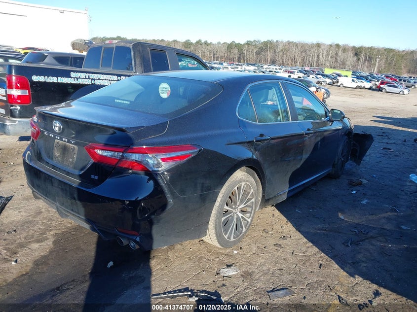 2018 TOYOTA CAMRY VIN: 4T1B11HK5JU157739