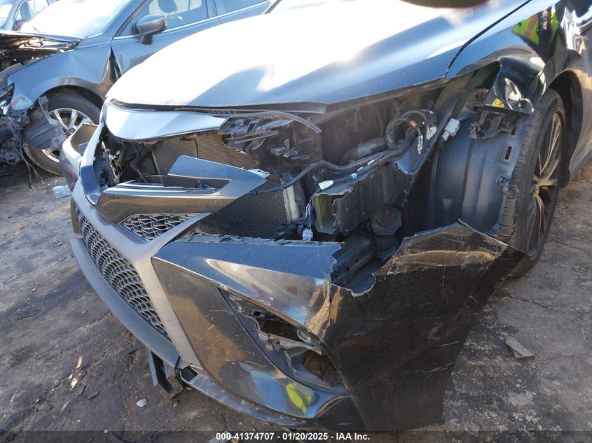 2018 TOYOTA CAMRY VIN: 4T1B11HK5JU157739