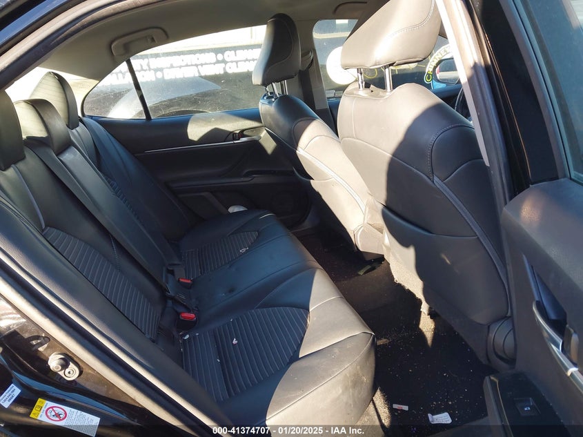 2018 TOYOTA CAMRY VIN: 4T1B11HK5JU157739