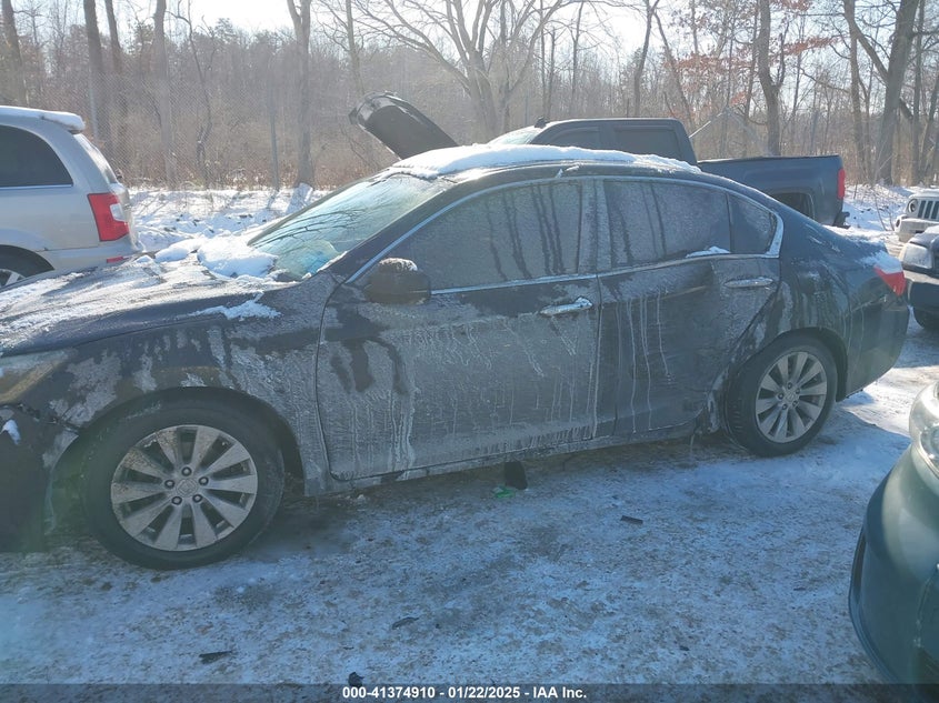 2013 HONDA ACCORD VIN: 1HGCR2F88DA066728