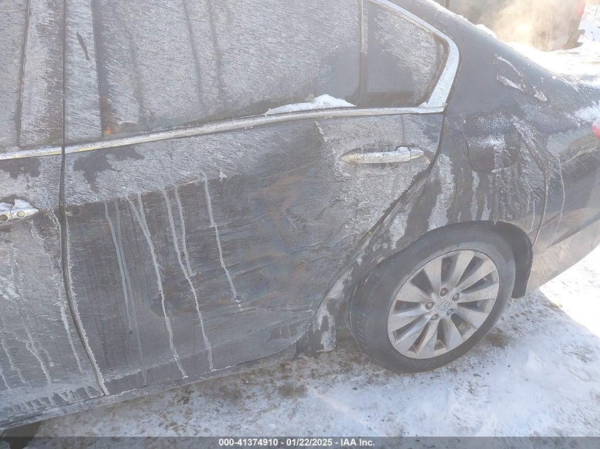 2013 HONDA ACCORD VIN: 1HGCR2F88DA066728