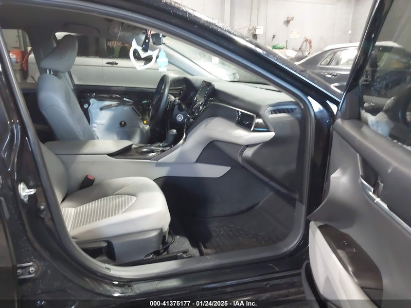 2022 TOYOTA CAMRY VIN: 4T1G11BK1NU069517