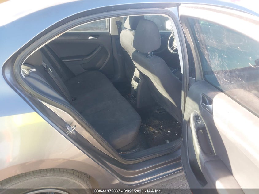 2015 VOLKSWAGEN JETTA VIN: 3VW2K7AJ1FM348105