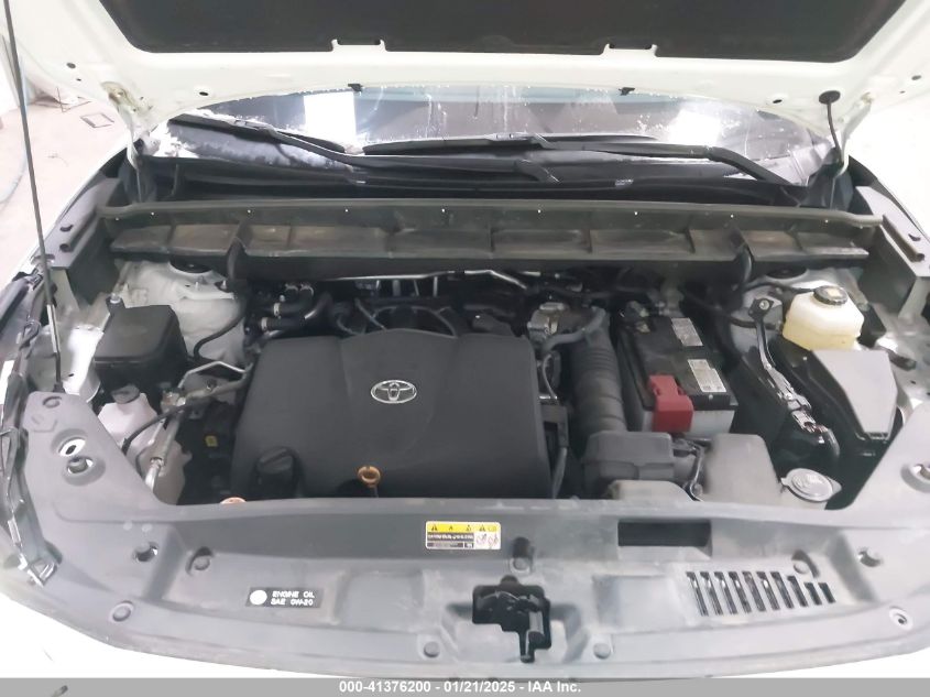 2022 Toyota Highlander - 5TDFZRBH5NS203414